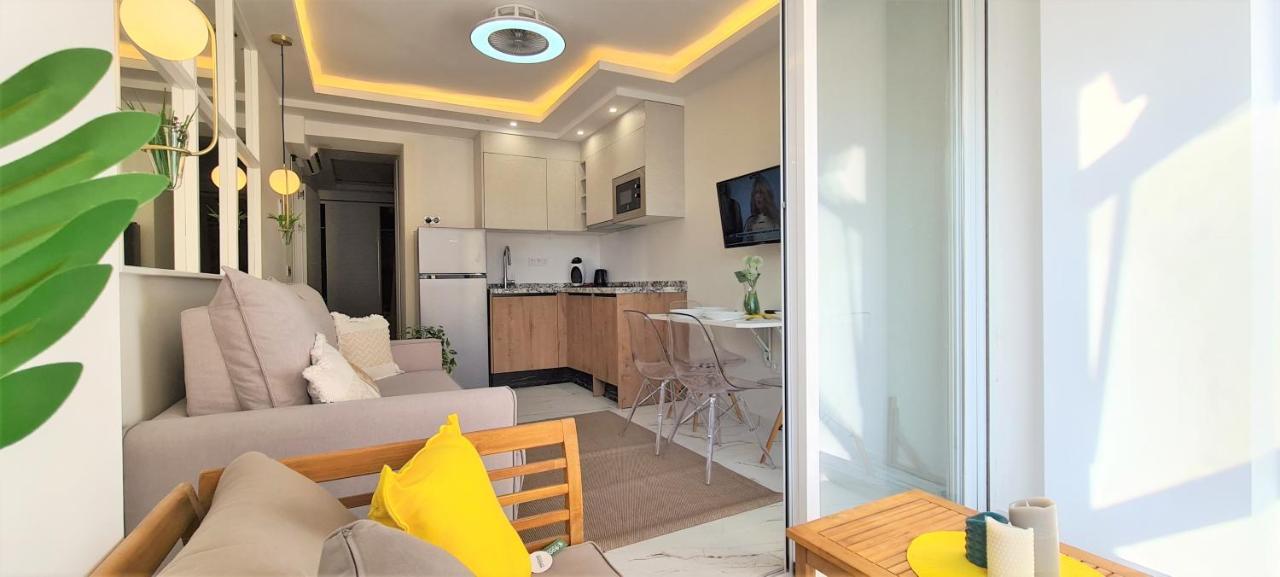 Apartment Linea De Playa Estepona Buitenkant foto